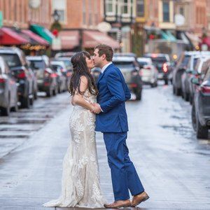 Meet your Posher, Oniqueh